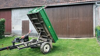 Prodám hydraulicky sklápěný přívěs za traktor - 5