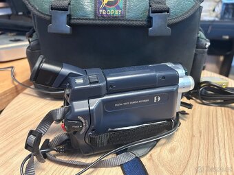 videokamera sony Digital 8 DCR-TRV145E PAL - 5