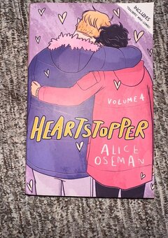 sada komiksové série Heartstopper - 5