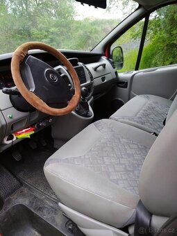 opel Vivaro - 5