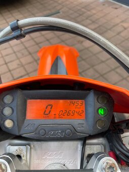Ktm 690 r - 5