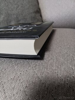 Dívka ve vlaku (Paula Hawkins) filmový přebal 2. vydání - 5