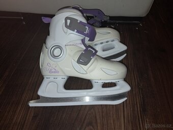 Dětské nastavitelné brusle Oxelo + první brusličky – vel. 26 - 5