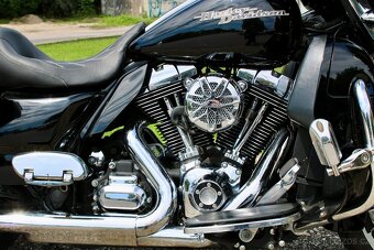 Harley Davidson Street Glide Custom - 5