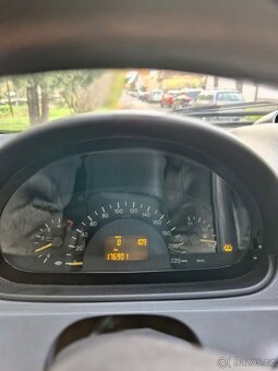 Mercedes Vito 9 míst, NOVÁ STK - 5