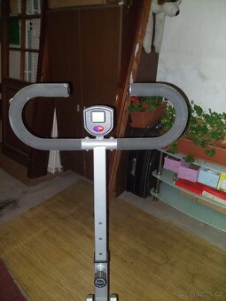 Posilovací stroj - 5