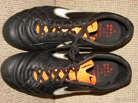 Nové kopačky Adidas Predator a jiné fotbalové: Nike, Umbro - 5