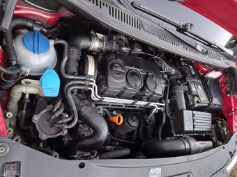 Prodám vw caddy3 1.9 tdi 77kw - 5