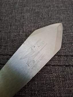 Nůž Mikov házecí - 5