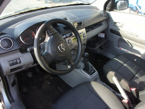 Mazda 2 DY - 5