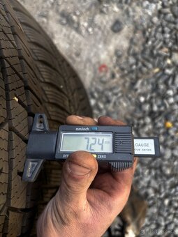 Prodám tuto sadu kol 5x112 r16 205/55/16 zimní pneu, 1500/ks - 5