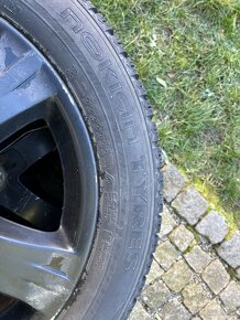 235/55R18 zimní pneu - 5