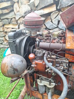 Prodám traktor s vlekem - 5