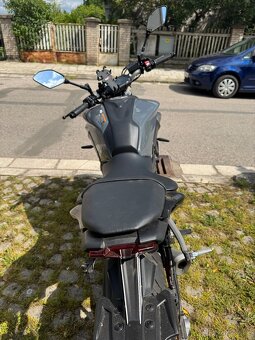 Yamaha MT-07 - 5