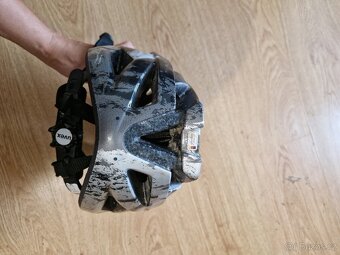Cyklistická helma uvex - 5