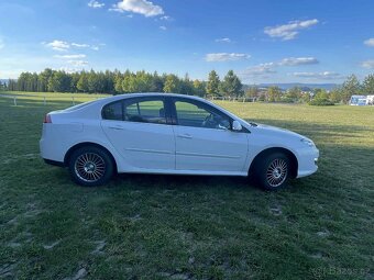 Renault Laguna - 5