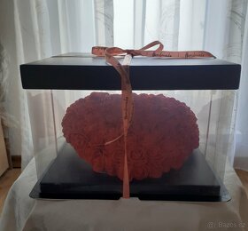 Srdíčko z umělých růžiček - rudé, červené, růžové, černo-bíl - 5