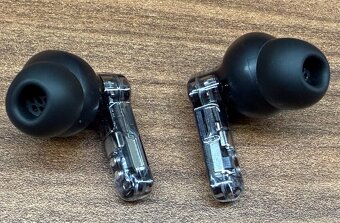 Nothing Ear (Black) – super stav, pouzdro lehce poškrábáné - 5