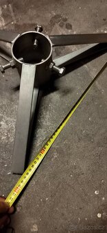 Stojánek na vánoční stromeček - 5