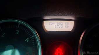 Renault Megane II 15.dci 78kw - 5