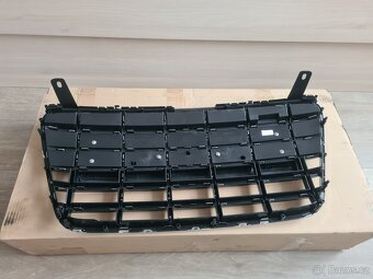 NOVÁ Maska nárazníku Audi R8/Spyder - ORIGINÁL - 5