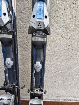 Prodám Lyže a lyžaky - 5