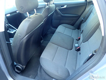Audi A3 sportback 1,6 - 5