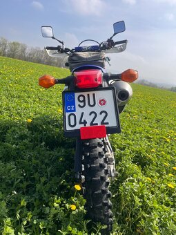 Suzuki DRZ 400 S - 5