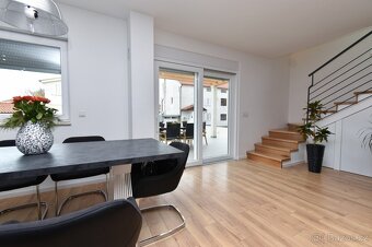 ☀Vodice(HR)-Zariadený 2-podlažný luxusný rodinný dom☀ - 5