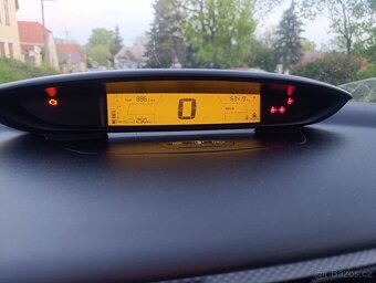 Citroen C4 1,6 - 5