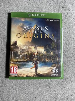 Xbox One X 1TB + 2 ovladače + 3 hry na disku + top hry v sys - 5