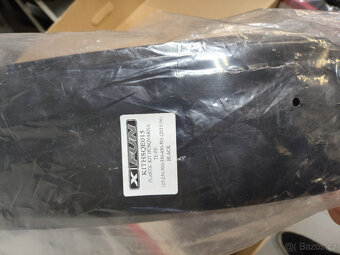 Prodám černé plasty Rtech Husqvarna 2013-2016 - 5
