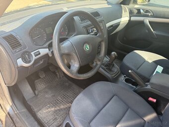 Škoda Octavia Combi 1,6 Mpi 75 kW - 5