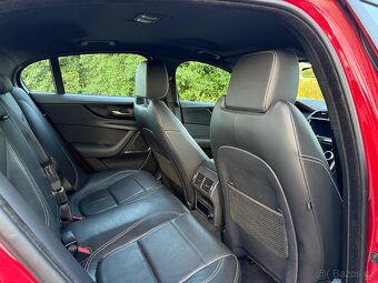 Jaguar XE Black Edition - - 5
