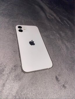 iPhone 12 64 GB Bílý - 5
