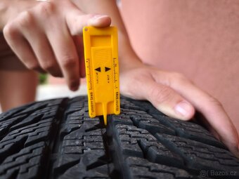 Alu kola 5x114,3 s pneu 215/70/R16 - zimní - 5