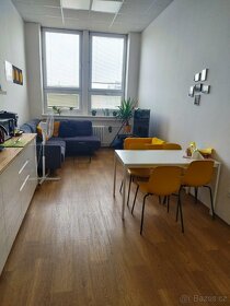 PRONÁJEM KANCELÁŘSKÝCH PROSTOR - 5