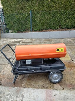 Naftové topidlo powertec D20.1 - 5