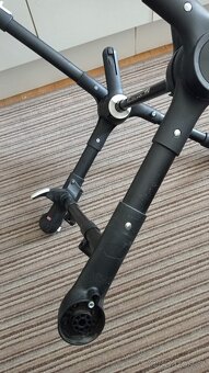 Bugaboo Fox celočerný podvozek - 5
