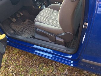 Prodám Volkswagen Fox 1,2i bez nutných investic - 5