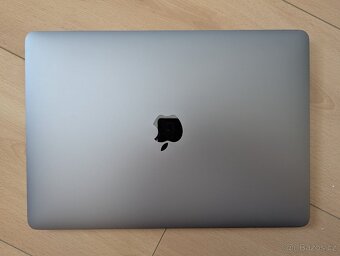 MacBook Air M1 13" / 16GB RAM / 256GB SSD - 5