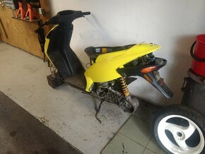 Piaggio nrg MC2 náhradní díly . - 5
