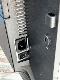 Monitor 27" - HP ZR2740w - 5