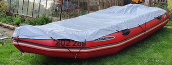 Člun Zodiac 410 s motorem - 5