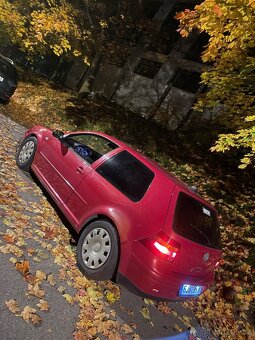 VW GOLF IV - 5