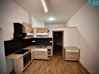 Pronájem bytu - loft - 1+1 - 57 m², Třebíč - Karlovo náměstí - 5