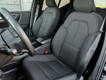 VOLVO XC40 D3 automat, servisované, WEBASTO, odpočet DPH - 5