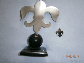 skaut,skautská lilie v chromu 25 cm vysoká,odznak, junák - 5