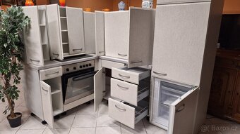 Rohová kuchyňská linka německé výroby - 5