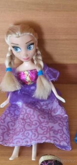 ANNA A ELZA, JASMÍNA, JAKO NOVÉ, PC VYSOKÁ - 5